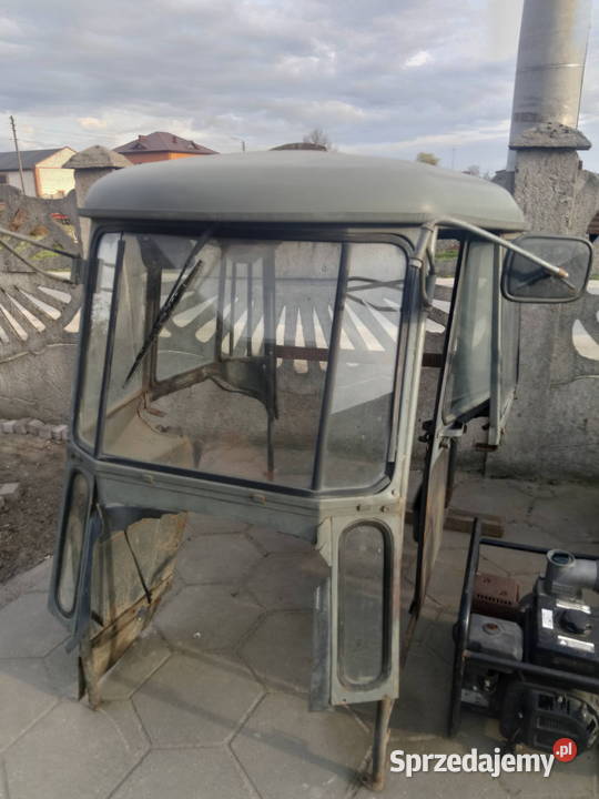 Kabina do ciągnika C411 Piątek