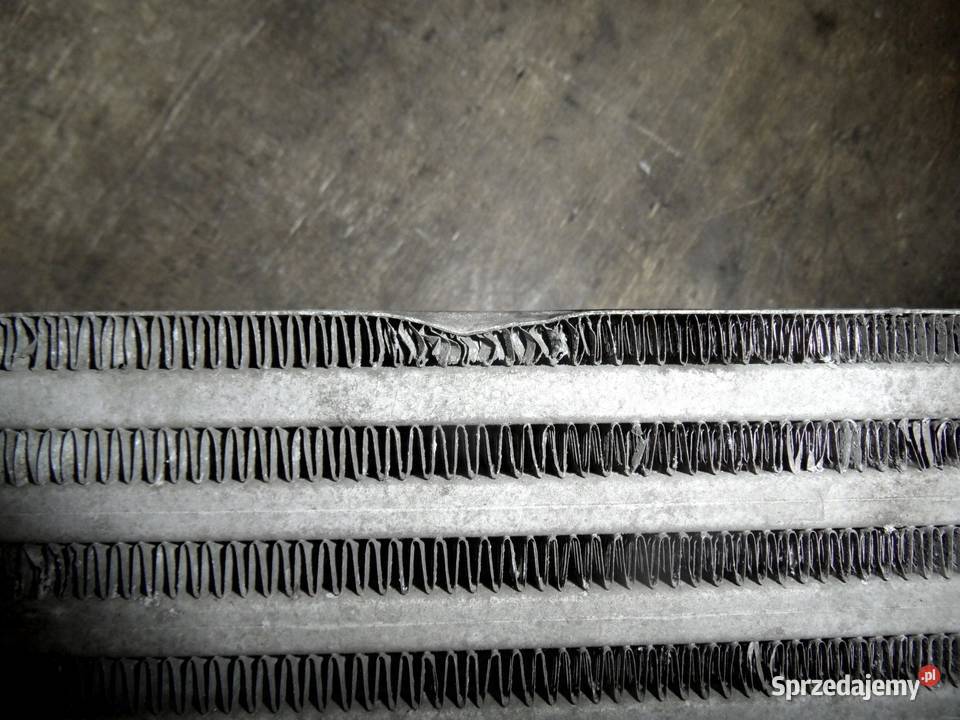 FIAT QUBO 13r intercooler 51877663 X2989001 sprzedam
