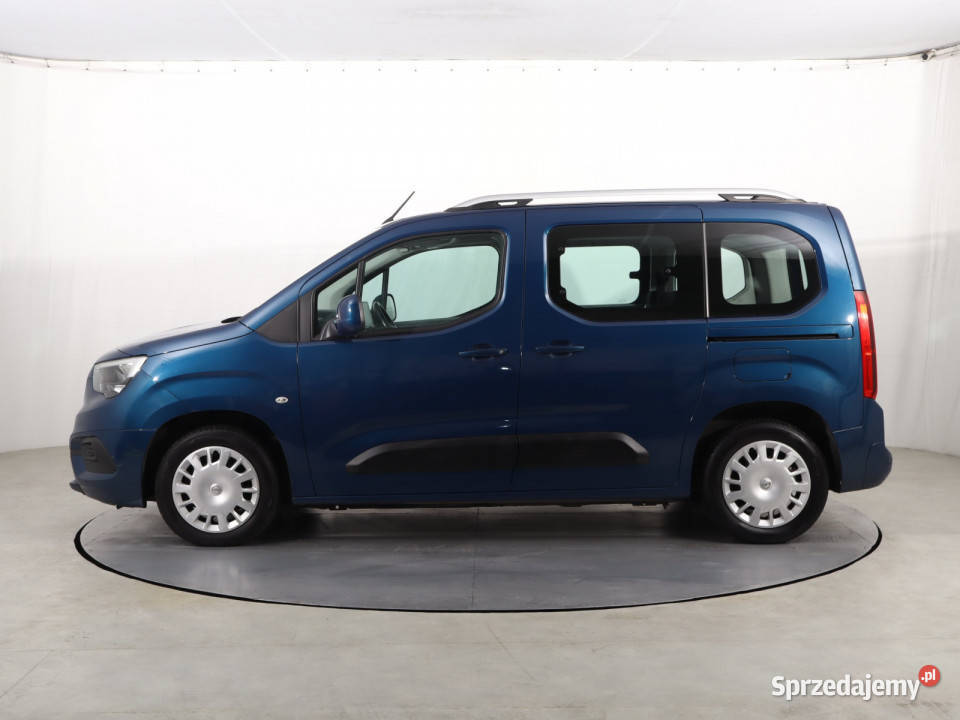Opel Combo 15 CDTI 110137km