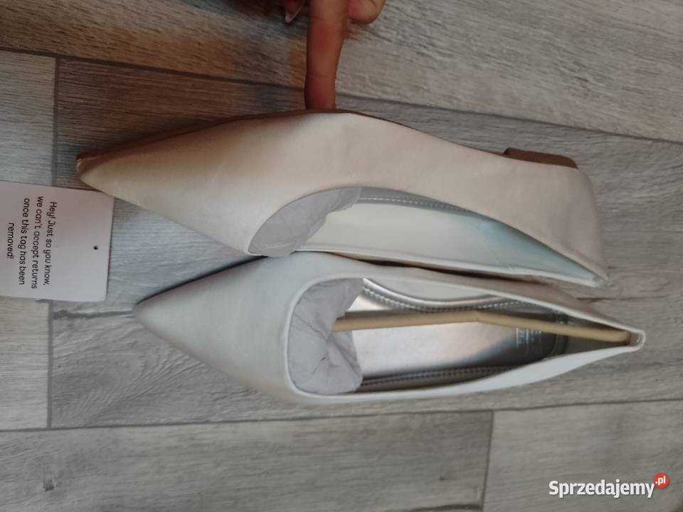 41 ASOS Design Białe baleriny wieczorowe z Kraków sprzedam
