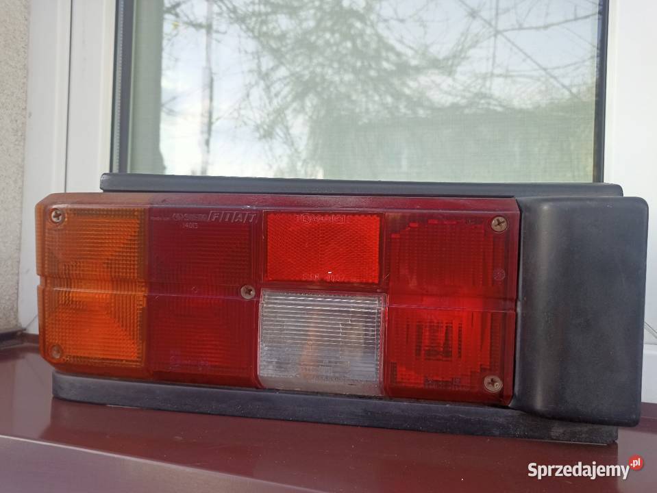 Fiat Ritmo MK2 MK3 lampa tył tylna lewa oryginał Lampy tylne Sieradz