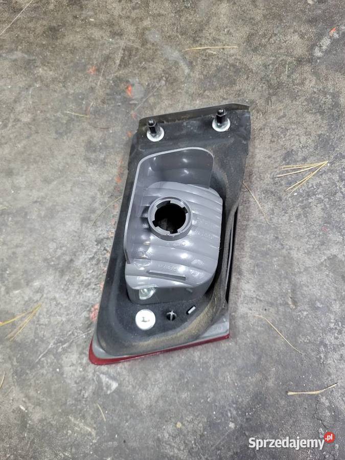 lampy tylne accord viii