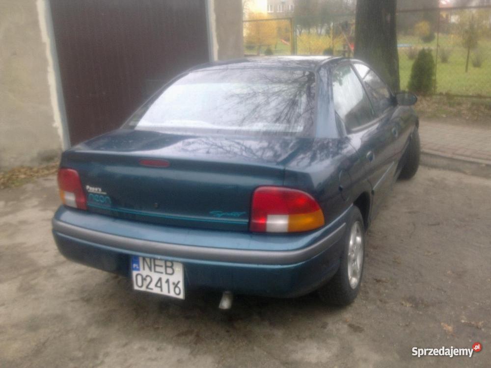 dodge neon auto jest sprawne na chodzie i opłac nieuszkodzony Bartoszyce