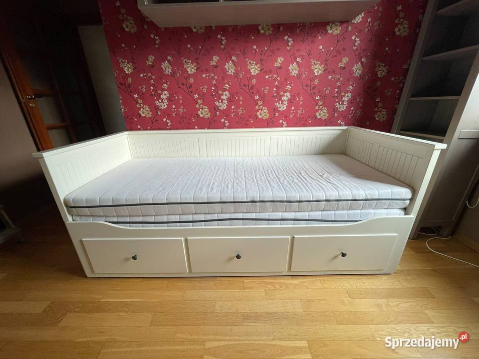 Łóżko IKEA Hemnes z wysuwaną funkcją spania i Warszawa