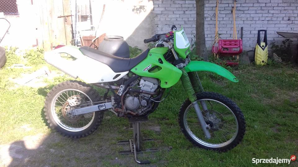 Kawasaki LX250D posiada papiery sprowadzony Łask