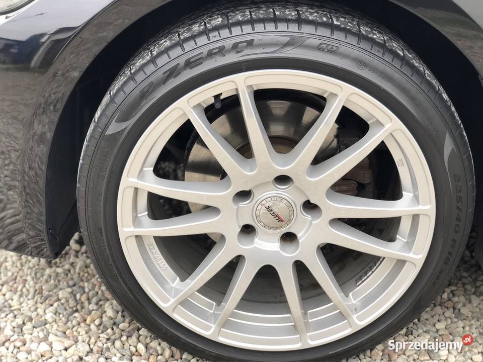 Bmw 318d automat Bixenon panorama hifi ASR (kontrola trakcji)