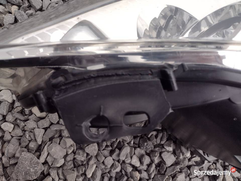 Lampa XENON prawa przód Peugeot 308 T7 RCZ CC Lampy przednie Tarnów sprzedam