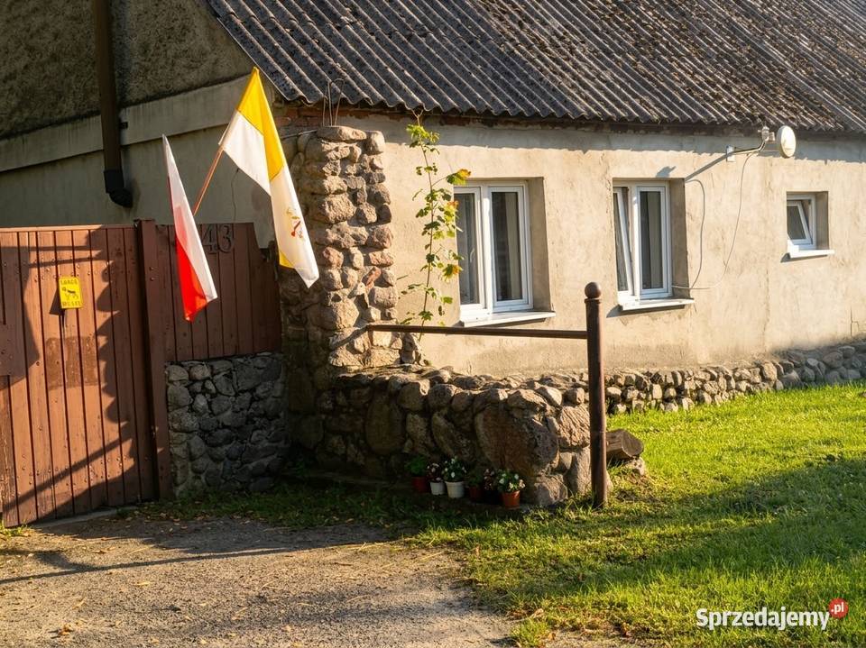 DOM Z ZABUDOWANIAMI I DUŻĄ DZIAŁKĄSKRZATUSZ wielkopolskie