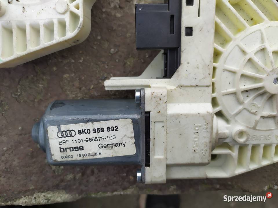 Silniczek szyby prawy przód 8K0959801A Audi Vw Radlin