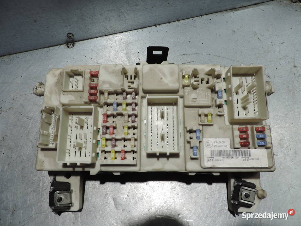 SKRZYNKA BEZPIECZNIKÓW FORD FOCUS MK2 małopolskie Nowy Sącz sprzedam