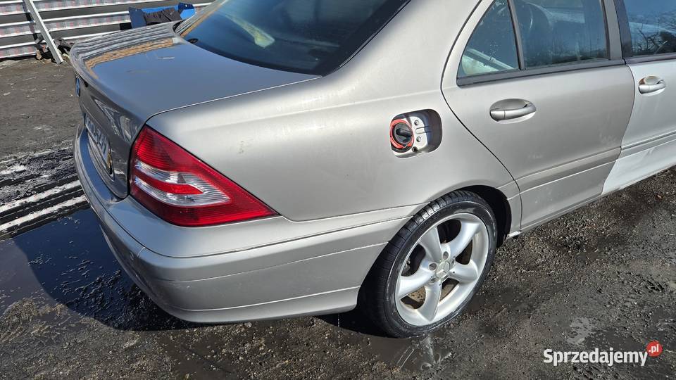 Mercedes c klasa w203 lift zderzak klapa osobowe Grójec sprzedam