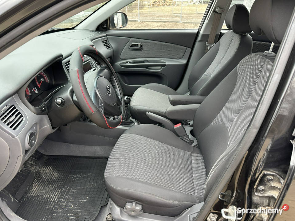 Kia Rio Benzyna klimatyzacja opony wielosezonowe Wejherowo