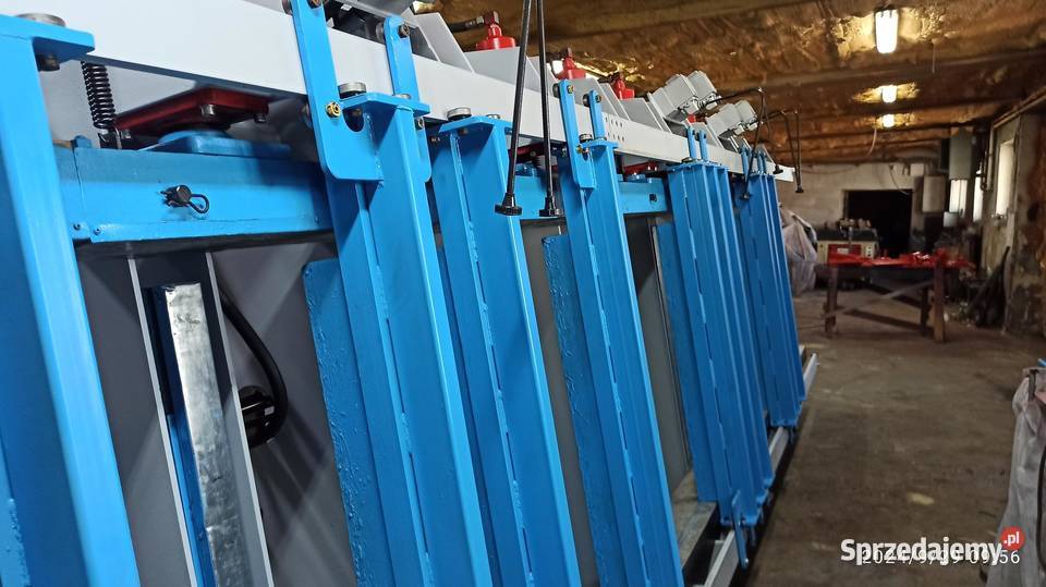 Prasa do klejienia z grubości Famad paczków 65