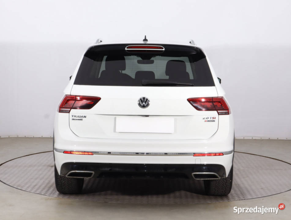 VW Tiguan Allspace 20 TSI kamera cofania