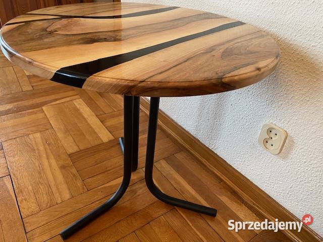 Stolik okrągły z orzecha 28cm Błonie