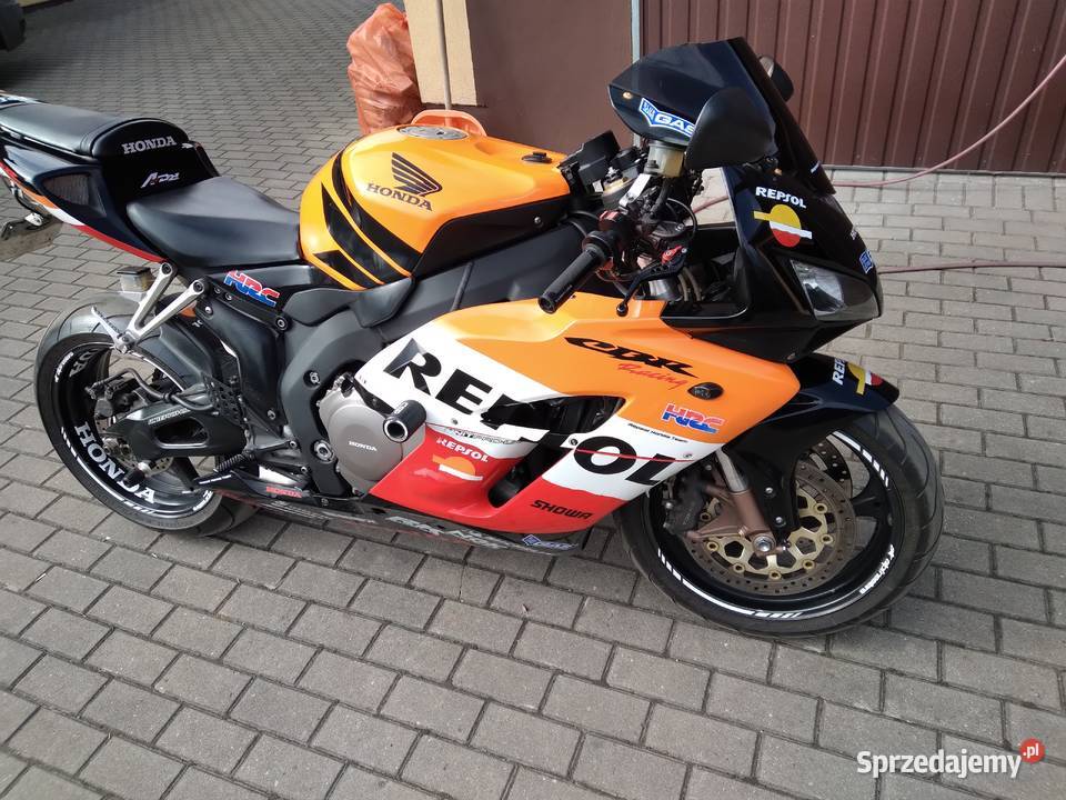 Honda cbr 1000rr sc57 repsol 43 przebiegu nowy 175KM Lipowa