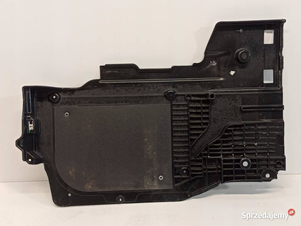 SEAT LEON IV OSŁONA PODWOZIA LEWA 5Q0825505E osobowe