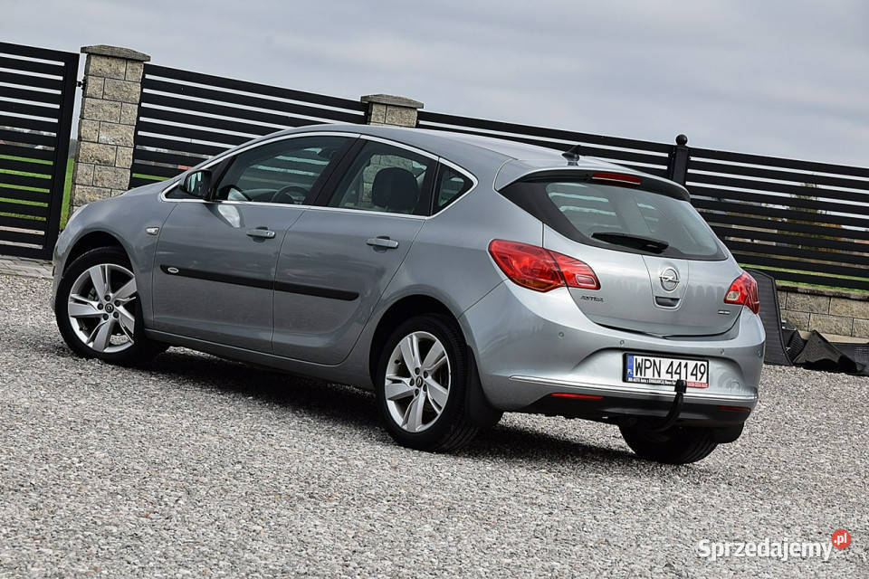 Opel Astra 14T 120 Alu Klima Navi Gwarancja J manualna Nowe Kucice