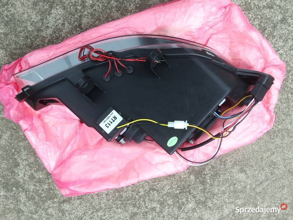SONAR BMW SK3301 SK3302103Z03 lampa przód osobowe Lampy przednie Dębno