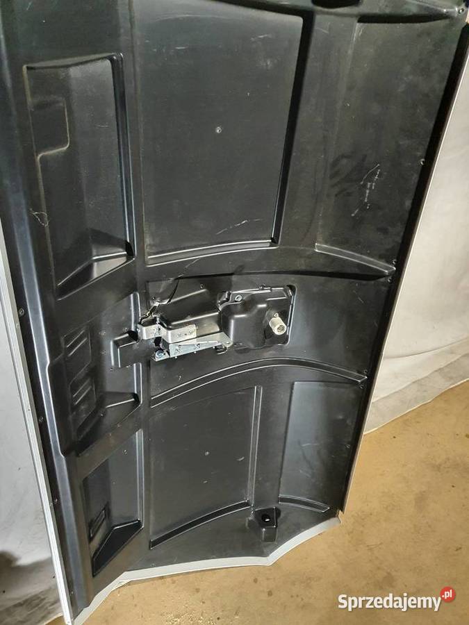 Klapa pokrywa bakisty Knaus przyczepy Pozostałe Odrowążek