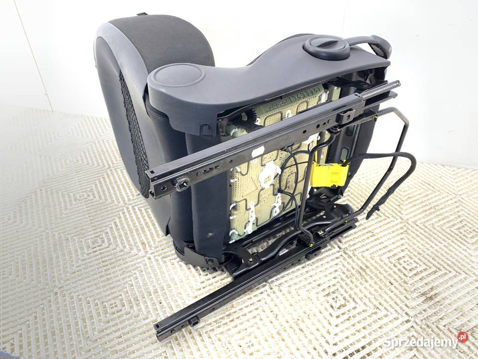 FOTEL PRAWY PRZÓD MINI R56 Hatchback 0514 podkarpackie sprzedam