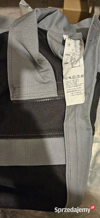 Odzież robocza bluza i ogrodniczki odblaskiem Inowrocław