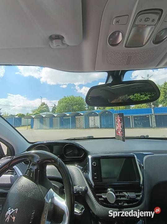 Peugeot 2008 super egzemplarz klimatyzacja