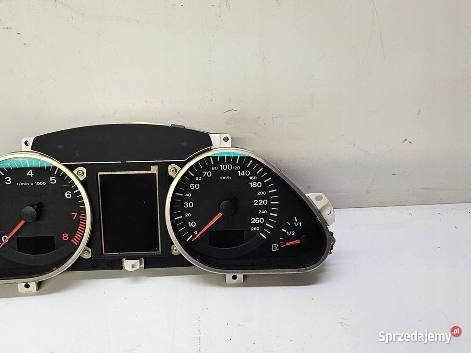 LICZNIK ZEGARY AUDI A6 C6 32 FSI 4F0920931E EU Przystajń