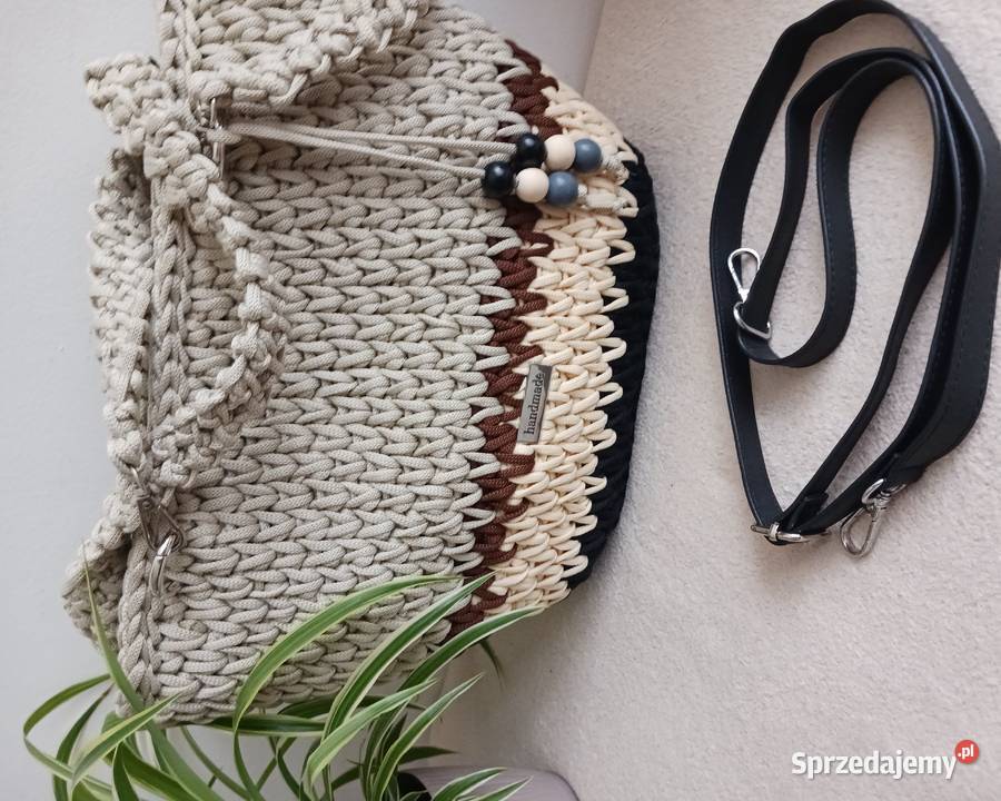 Sprzedam torebkę recznie robiona Janowo