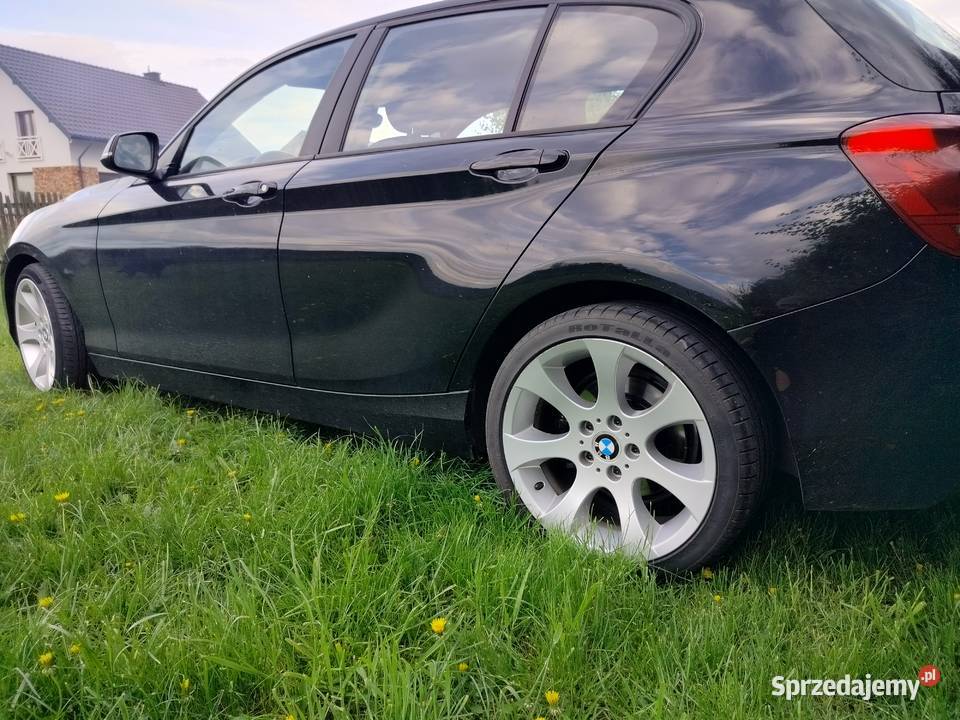 BMW 1 2012 17 benzyna