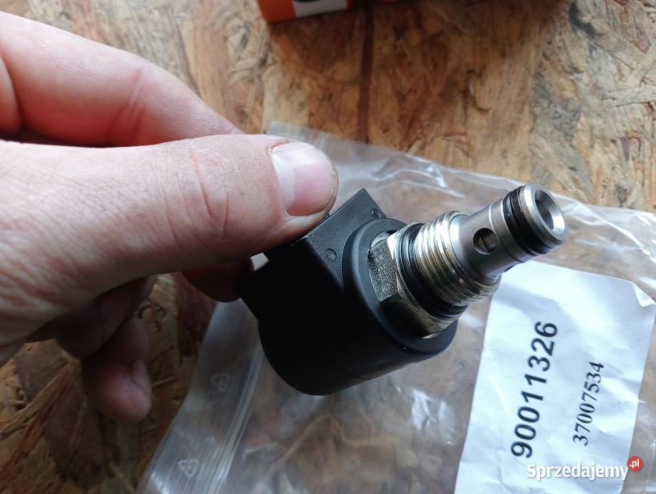 elektrozawór amortyzacji osi DeutzFahr Agrotron wielkopolskie Koszanowo