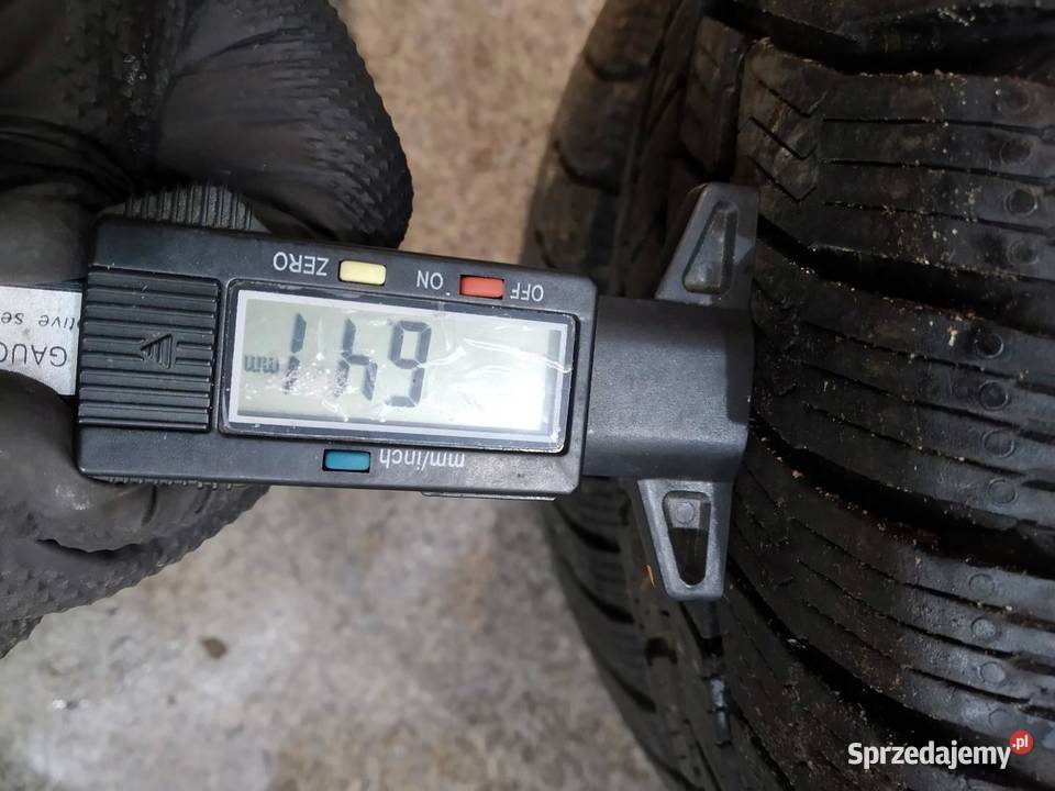 4X OPONA ZIMOWA BARUM 19565R15 91T 4616 641 557 Samochodowe