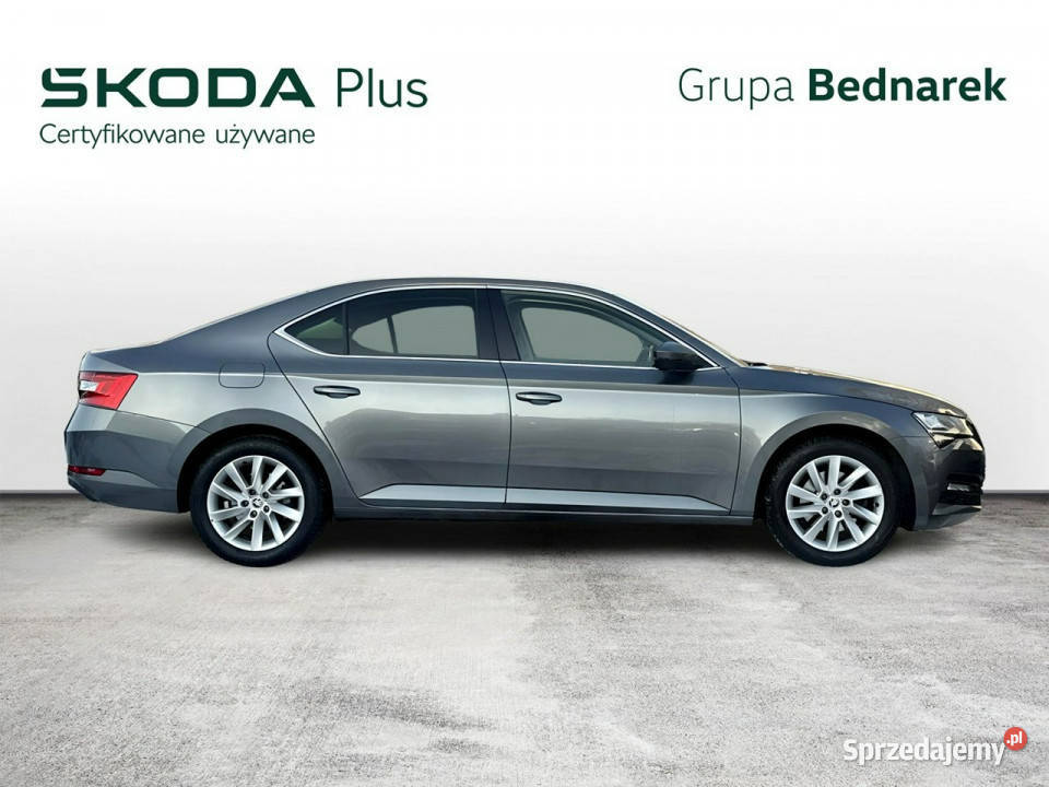 koda Superb Bezwypadkowy Salon Polska Serwis ASO podgrzewane fotele sprzedam