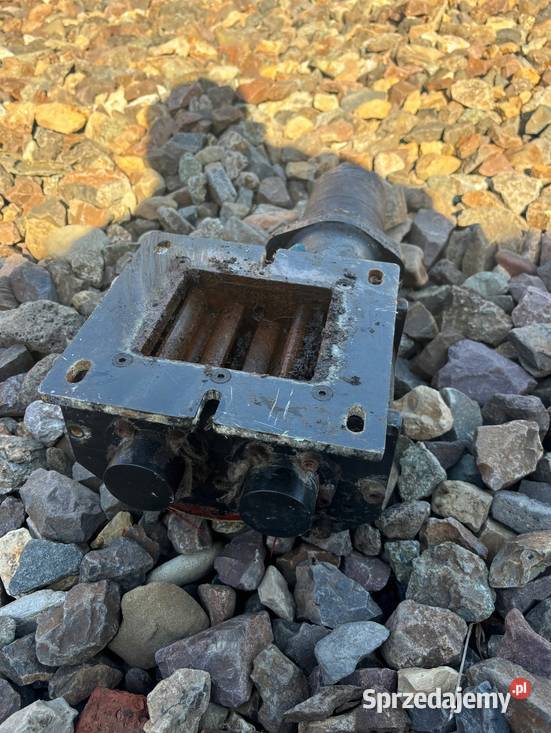 Pompa pokarmu płynu hydrostat Karmiarka wozidło Kłobuck