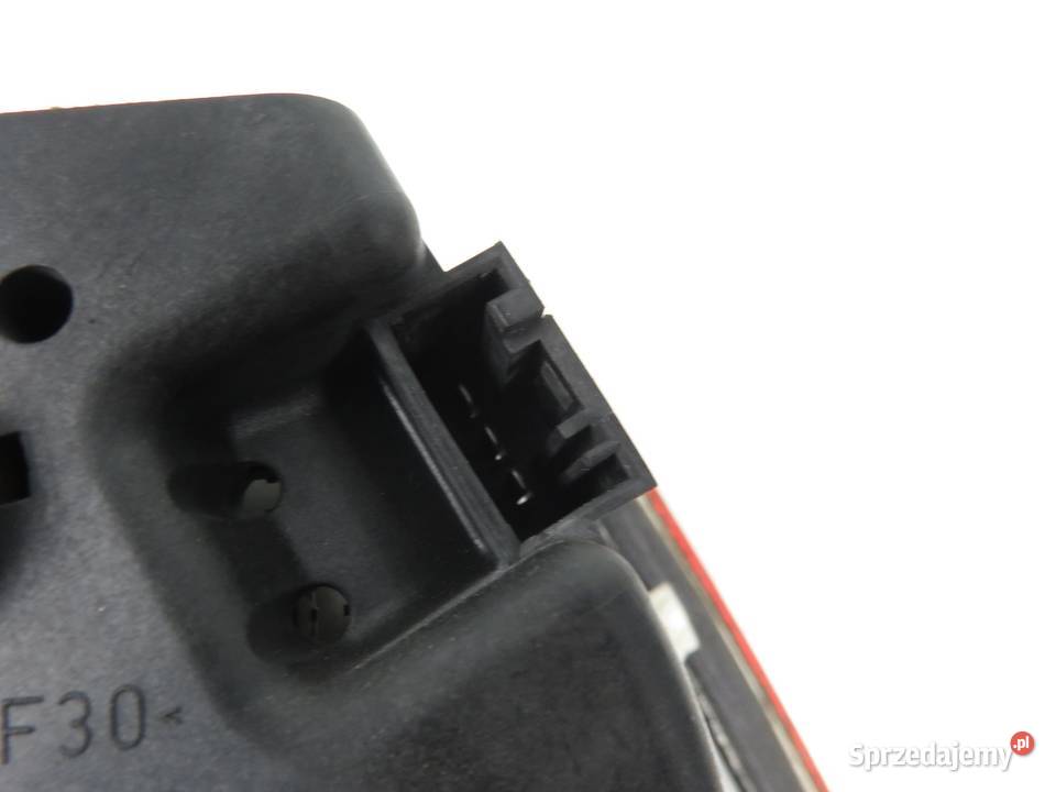LAMPA PRAWA TYLNA KLAPA BMW 3 Touring E46 osobowe