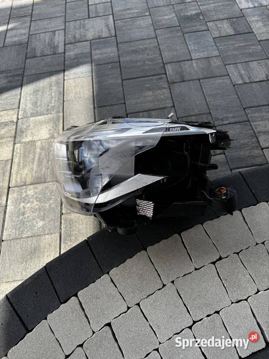 Lampa reflektor BMW X1 f48 2017r uszkodzona Konin