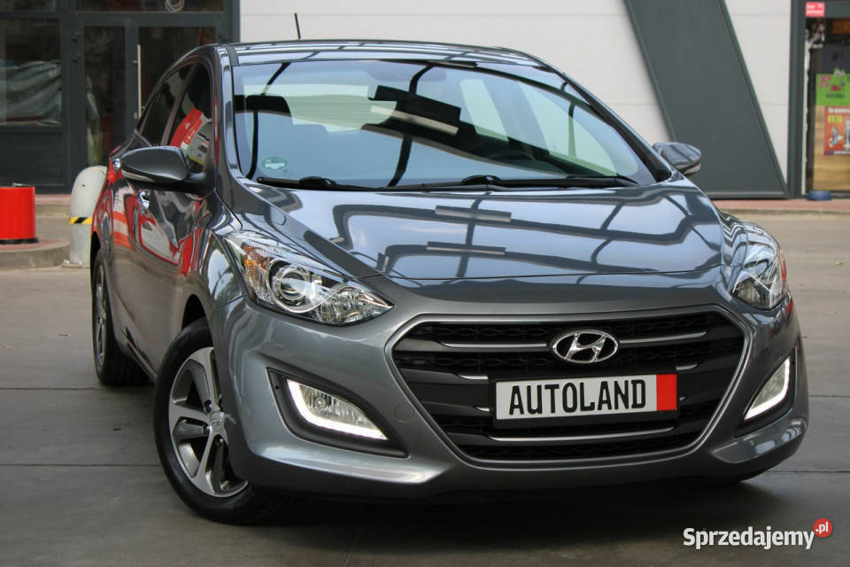 Hyundai i30 BezwypadkowyDoinwestowany bogata światła do jazdy dziennej śląskie Gliwice
