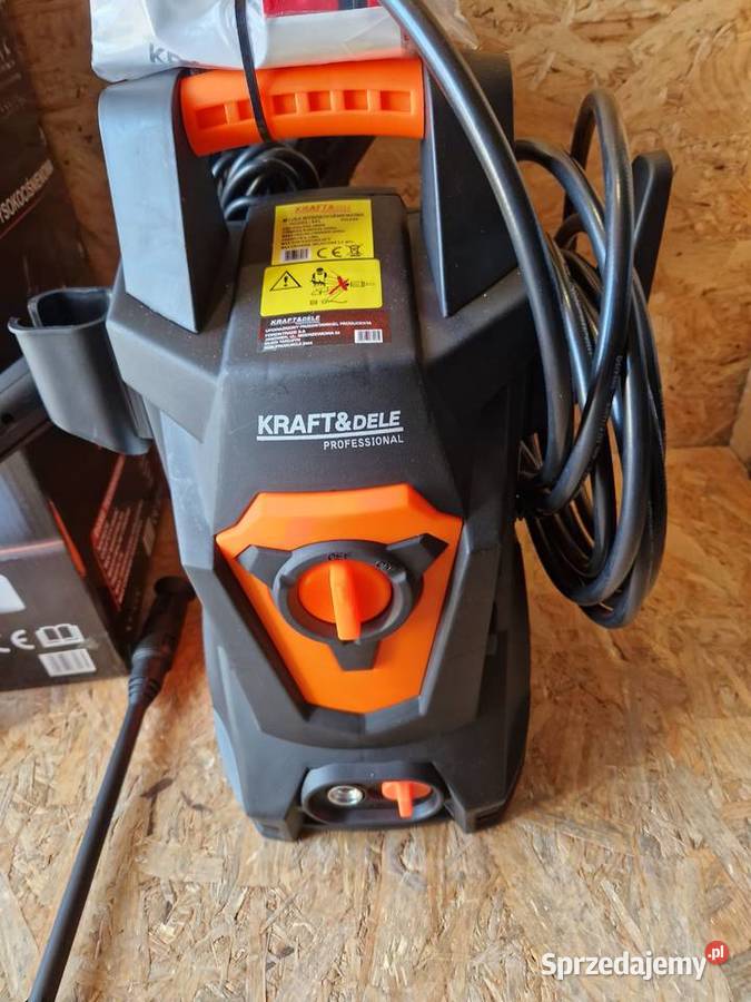 Myjka ciśnieniowa 2000W 200Bar AKCESORIA KD446