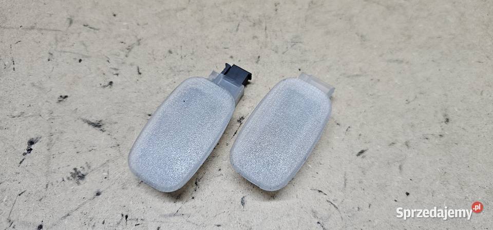 Lampka kabiny mercedes w208 2088200502 Zbąszyń