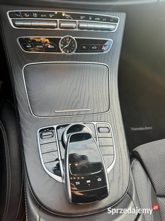 MercedesBenz Klasa E W213 20 300 HYBRYDA PLUGIN Klasa E Wólka Abramowicka