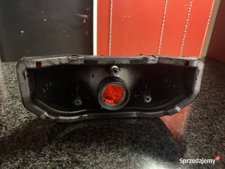 YAMAHA 1000 FZ1 Lampa tylna tył A729 wielkopolskie Poznań sprzedam