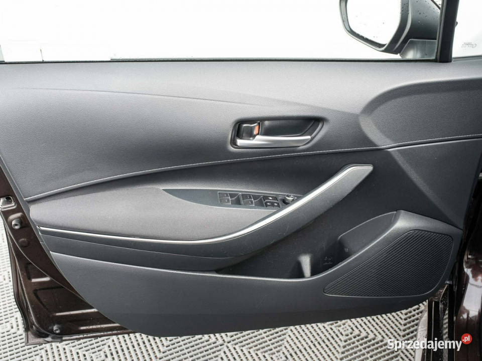 Toyota Corolla GD2E91518 Hybrid Comfort Podgrzf 4/5 pomorskie Pępowo sprzedam