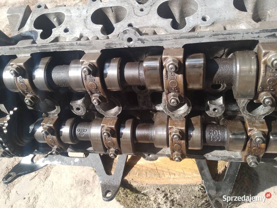 Głowica Volkswagen 20 16v silnik 9 A Sobieska Wola Pierwsza sprzedam