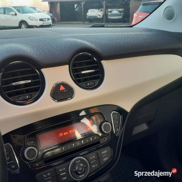 Sprzedam Opel Adam 2014