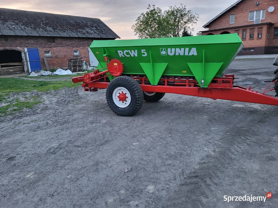 Rozsiewacz wapna rcw 5 rcw 3 piast nieuszkodzony Kalisz