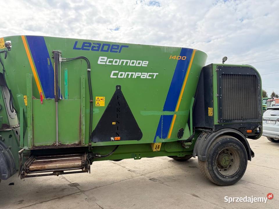 Paszowóz samojezdny Faresin Leader Compact 1400 Nowa Ruda