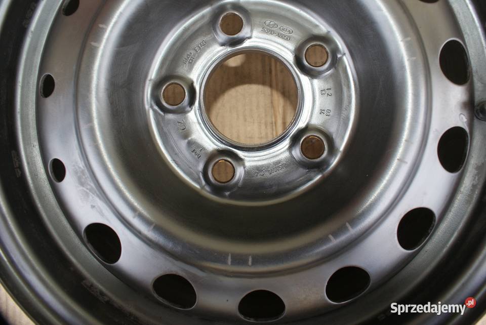 Felgi Stalowe 5x114x671 6Jx15cal ET46 Hyundai