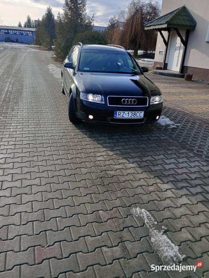 Sprzedam Audi A4 b6 kombi z LPG nieuszkodzony Polichna