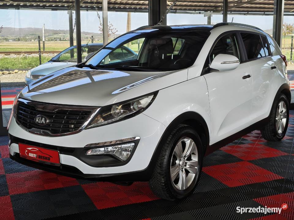 Kia Sportage Navi Kamera 17CRDI Ładna Bogate sprowadzony Zarszyn