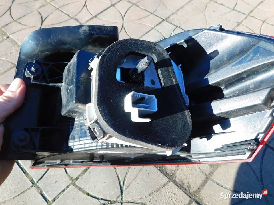 turan II III lampa 34114 WYSYŁKA osobowe sprzedam